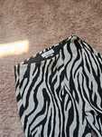 Legginsy rozszerzane flare dzwony materiałowe wygodne reserved zebra S