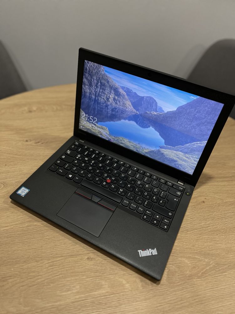 Ноутбук Lenovo ThinkPad X270