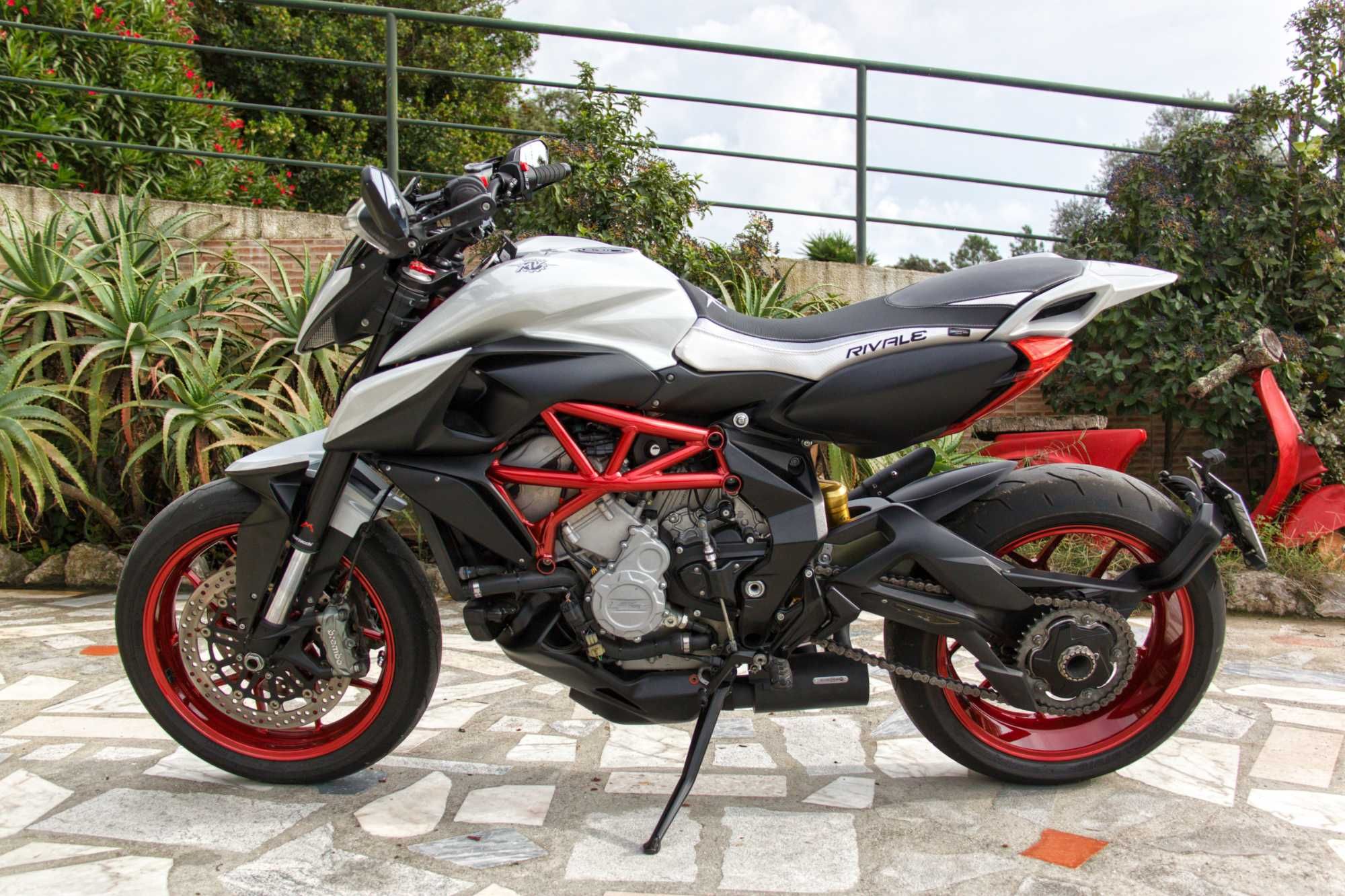 MV Agusta Rivale