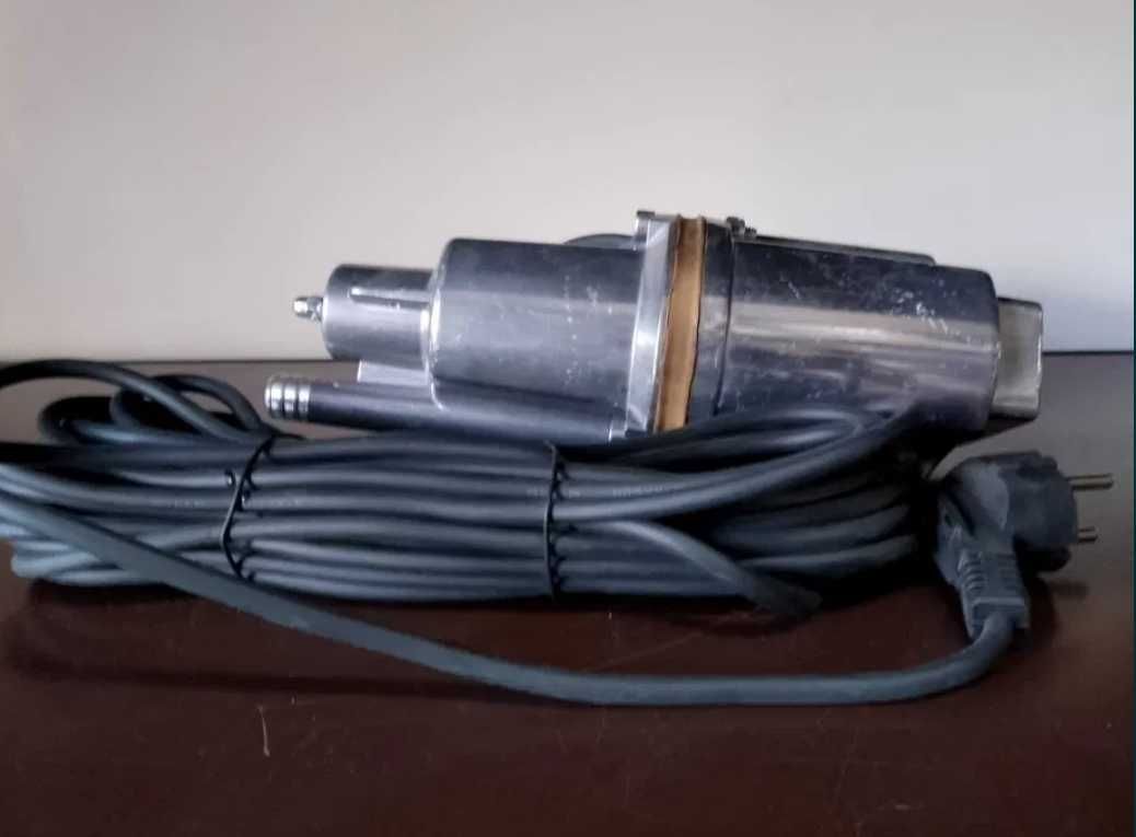 pompa POMPKA DO WODY CZYSTEJ I brudnej zatapialna RUSKA NUREK 600W k