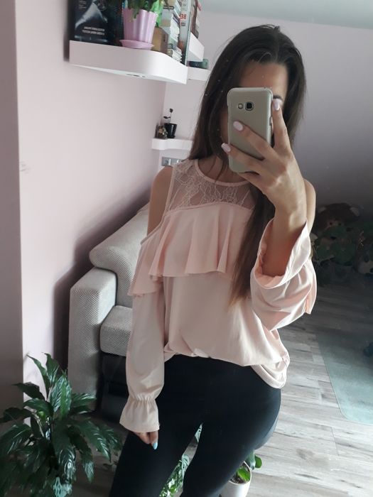 Hiszpanka z długim rękawem pudrowy róż z wyciętymi ramionami mohito L