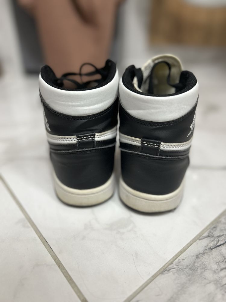 Продам Nike Air Jordan Retro 1 high 40 розмір