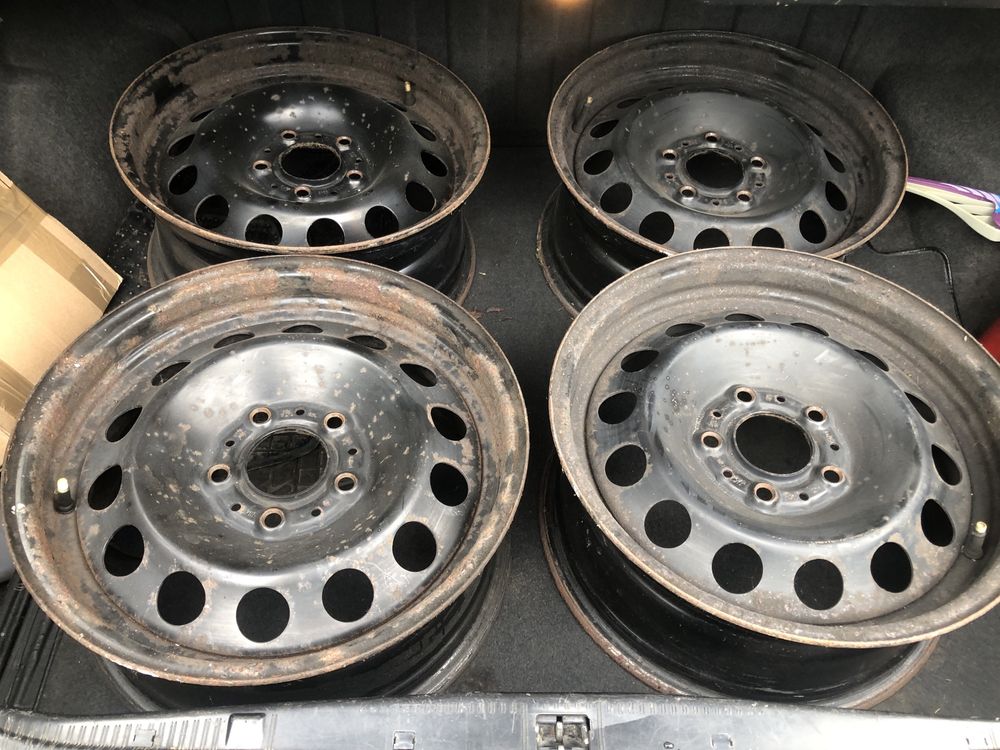 BMW Felgi stalowe 5x120 6,5Jx16EH2 IS34 cena za komplet.