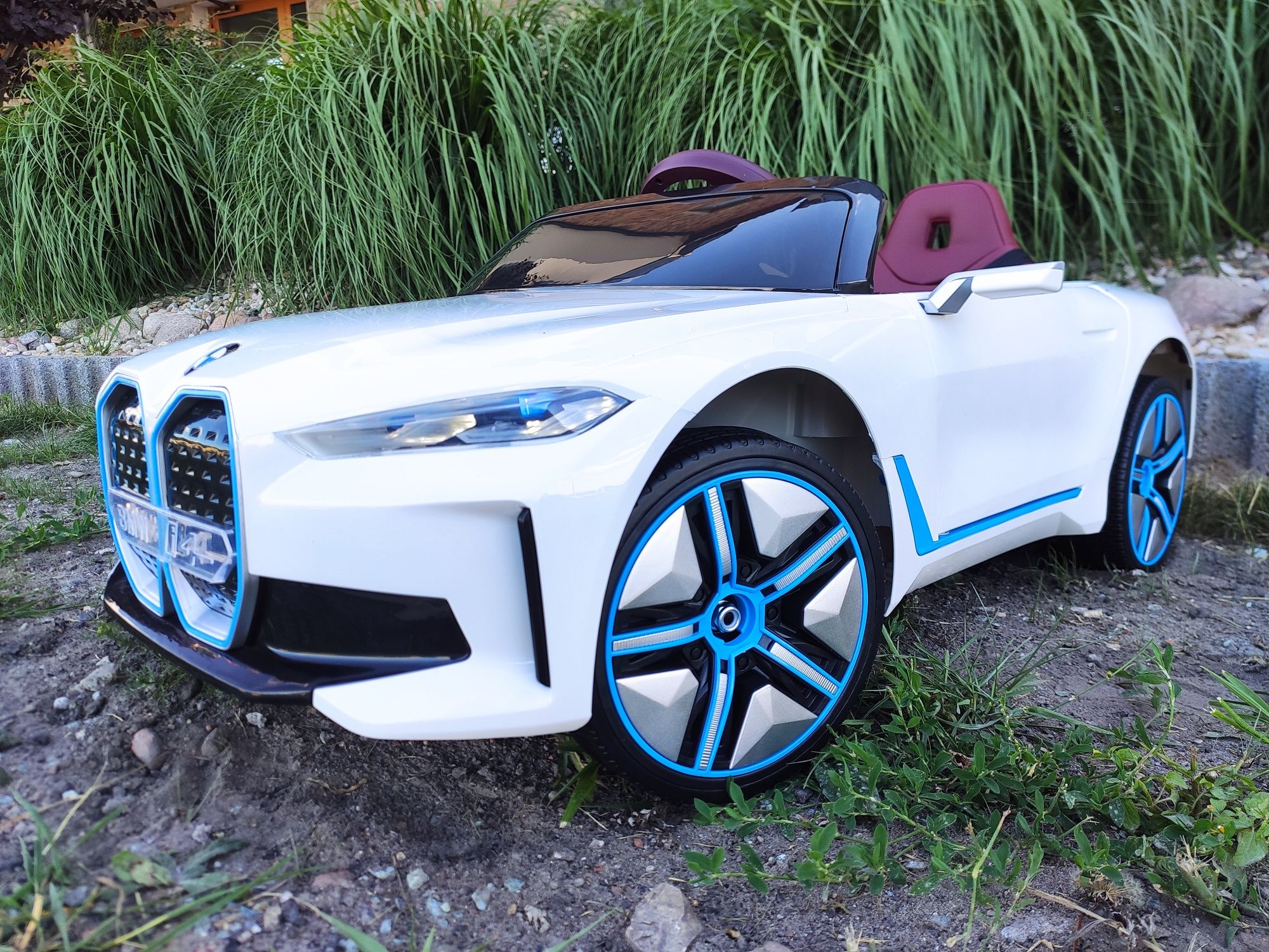 Autko pojazd samochód na akumulator dla dzieci elektryczne BMW I4