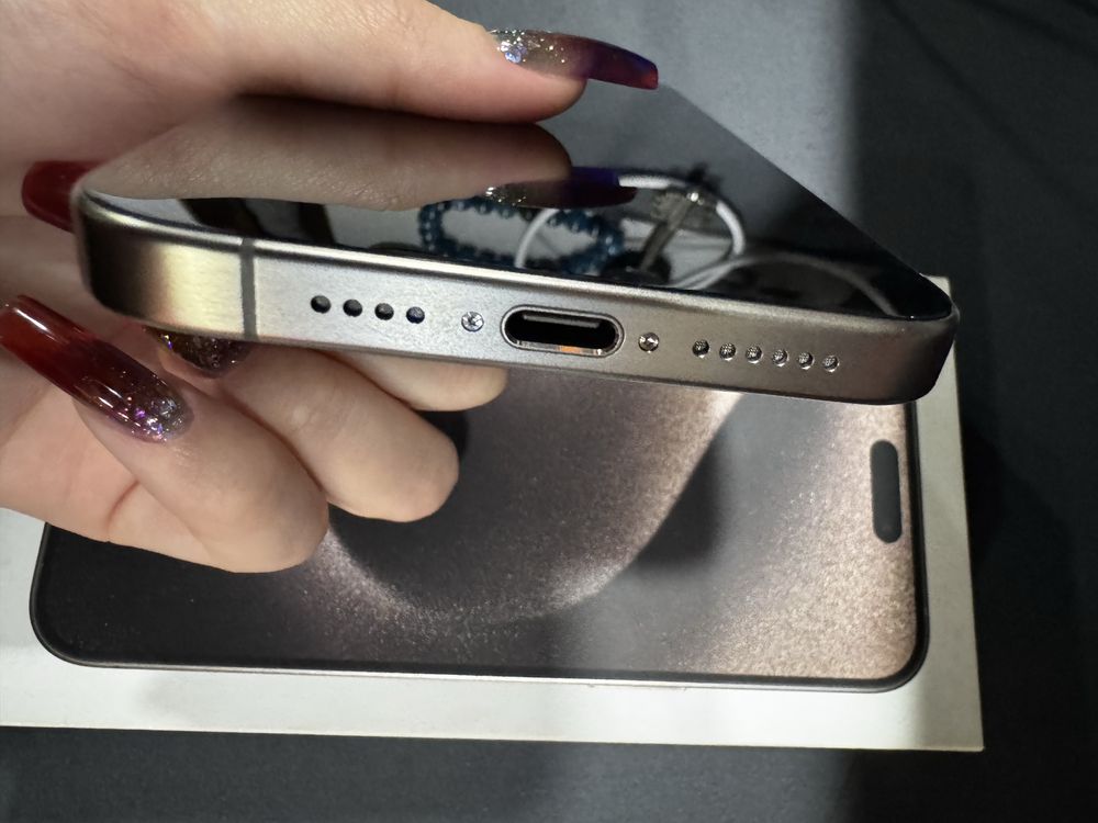 Apple iPhone 15 pro max 256 Gb