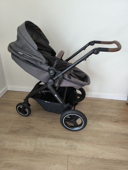 Wózek Kinderkraft B-tour od 0 do 22 kg