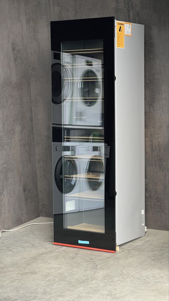 Винний шкаф Miele KWT 6722 iG 83 пляшки ВИСТАВКА винна шафа