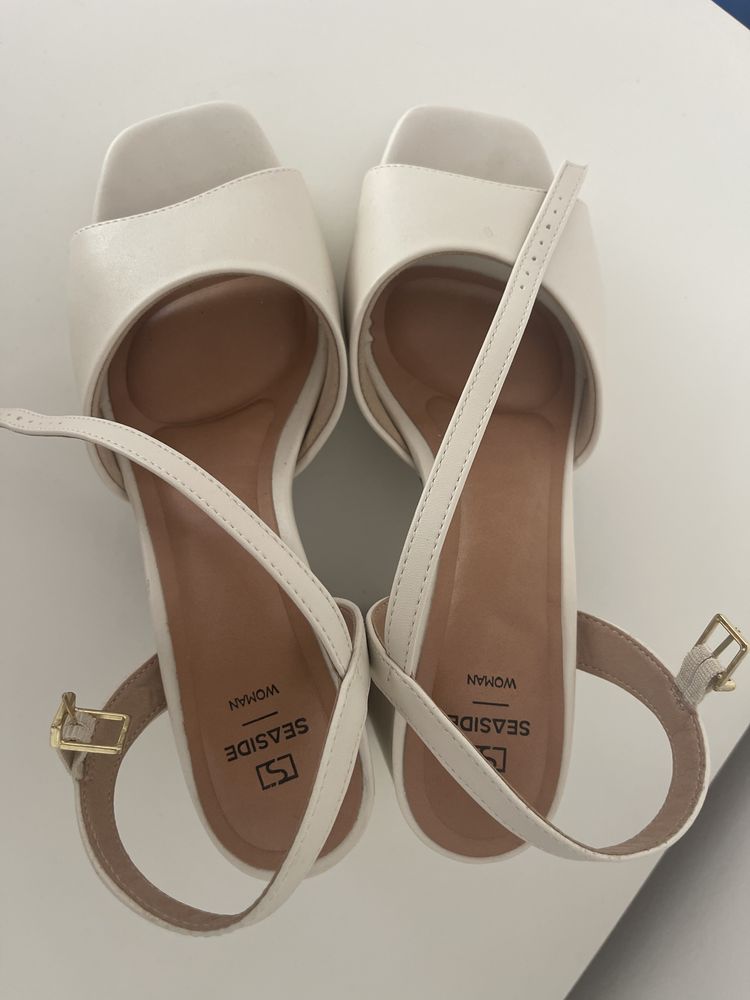 Sandalias salto alto