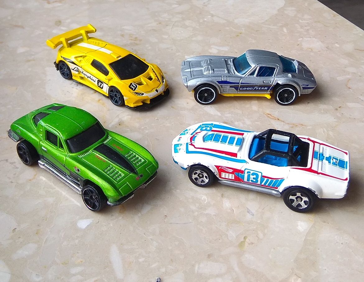 Модели Hot Wheels, Mattel.