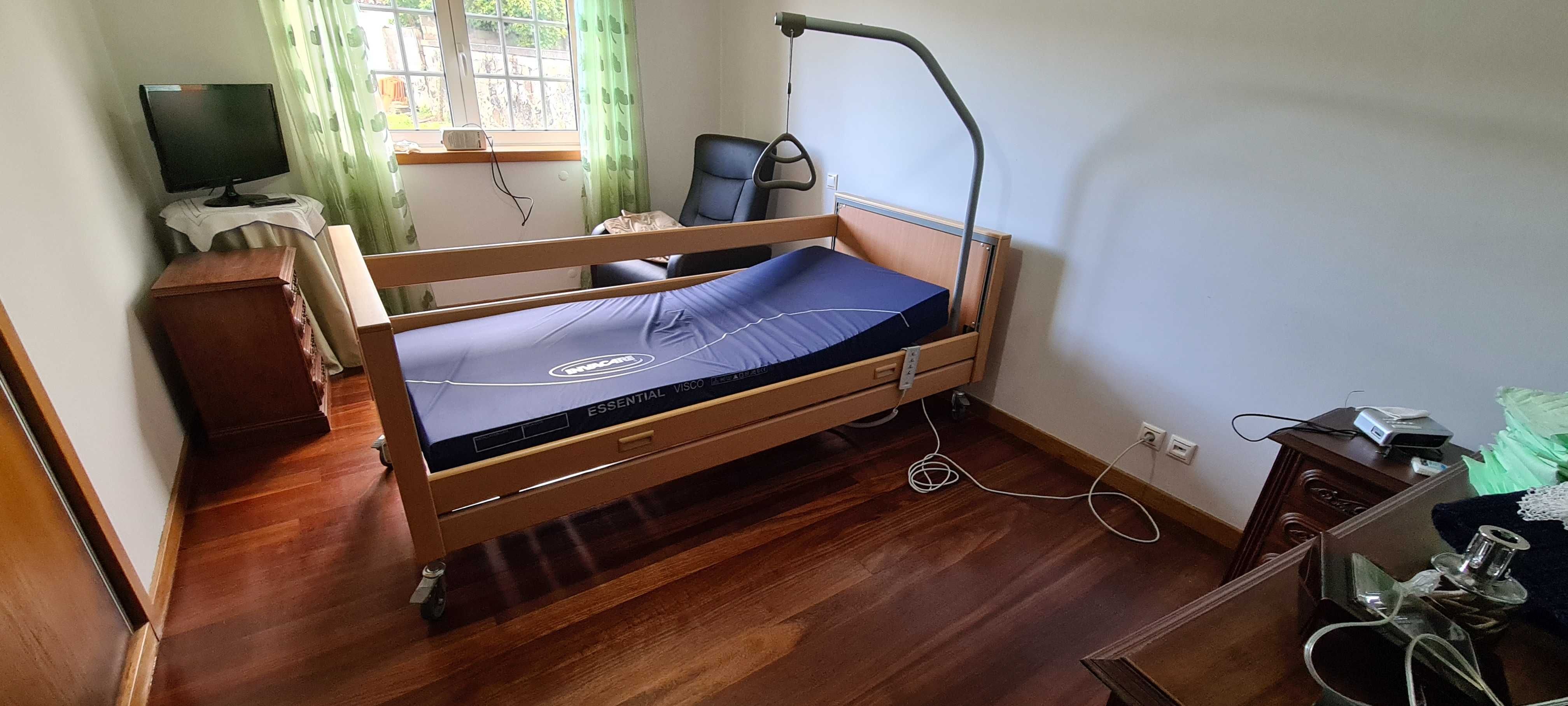 Vendo Cama Articulada MEDLEY ERGO, Com Colchão ESSEN DE 15 CM