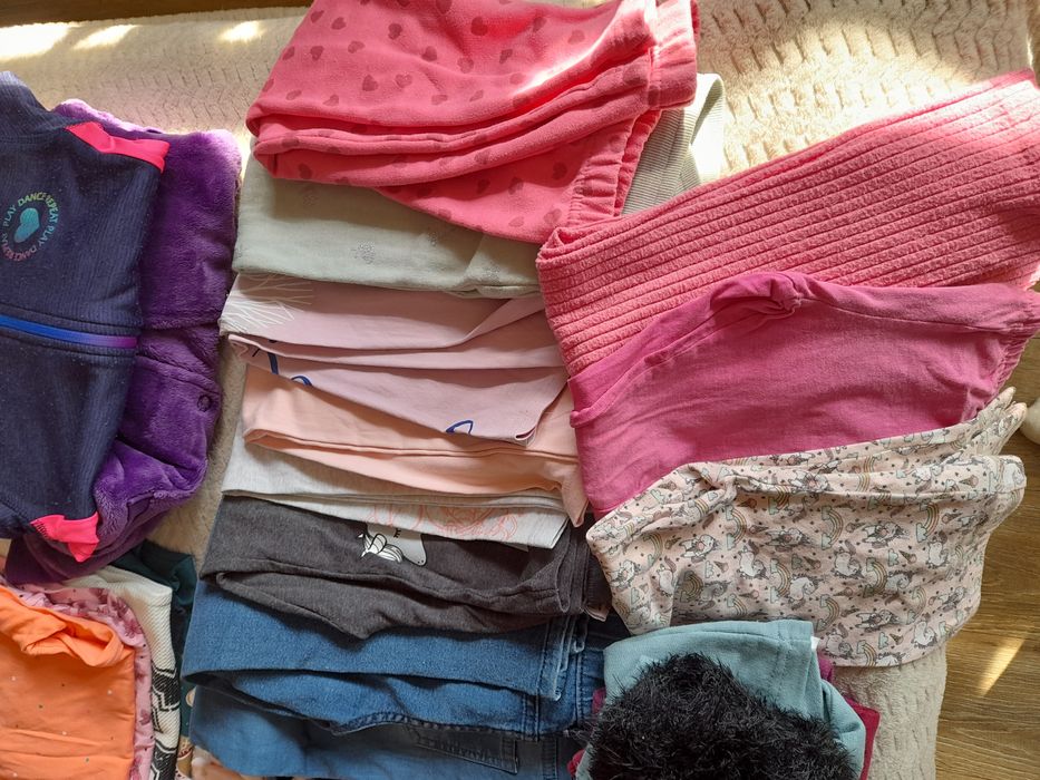 Mega paka paczka ubrań r. 110 116 dziewczynki wiosna lato kurtki bluzy
