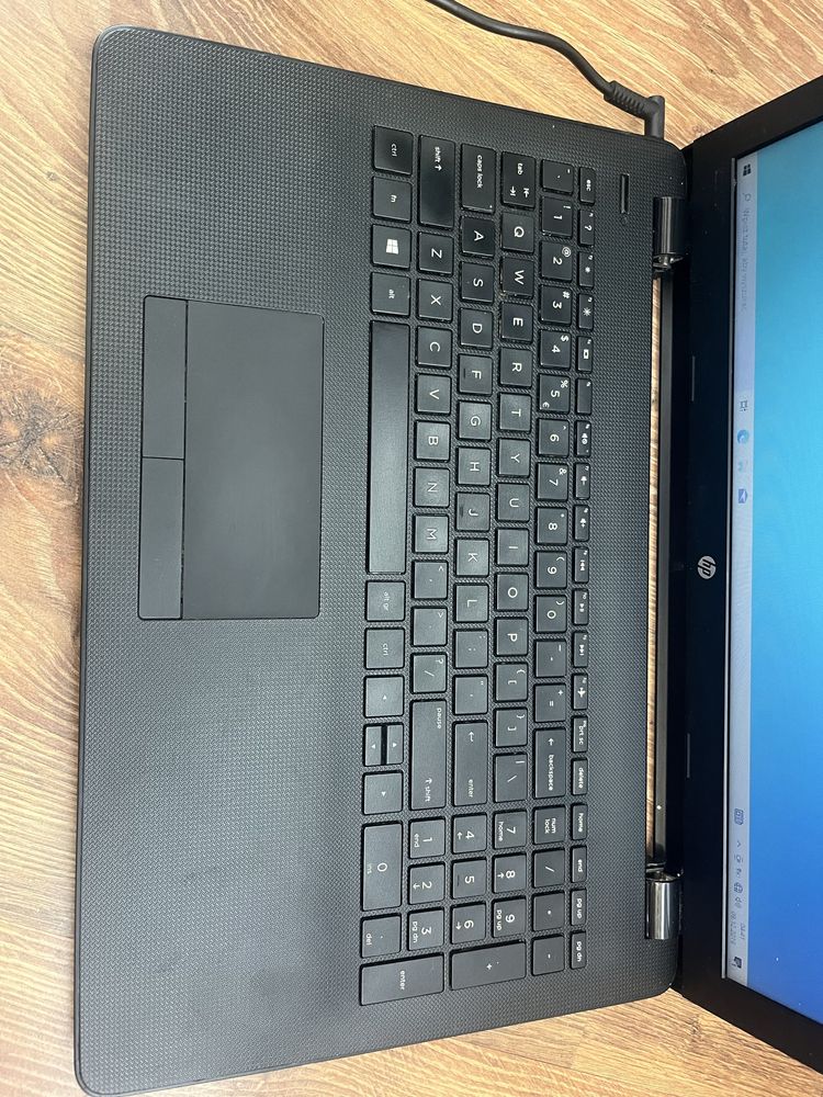 Laptop hp I3-5005U i 8GB Ram