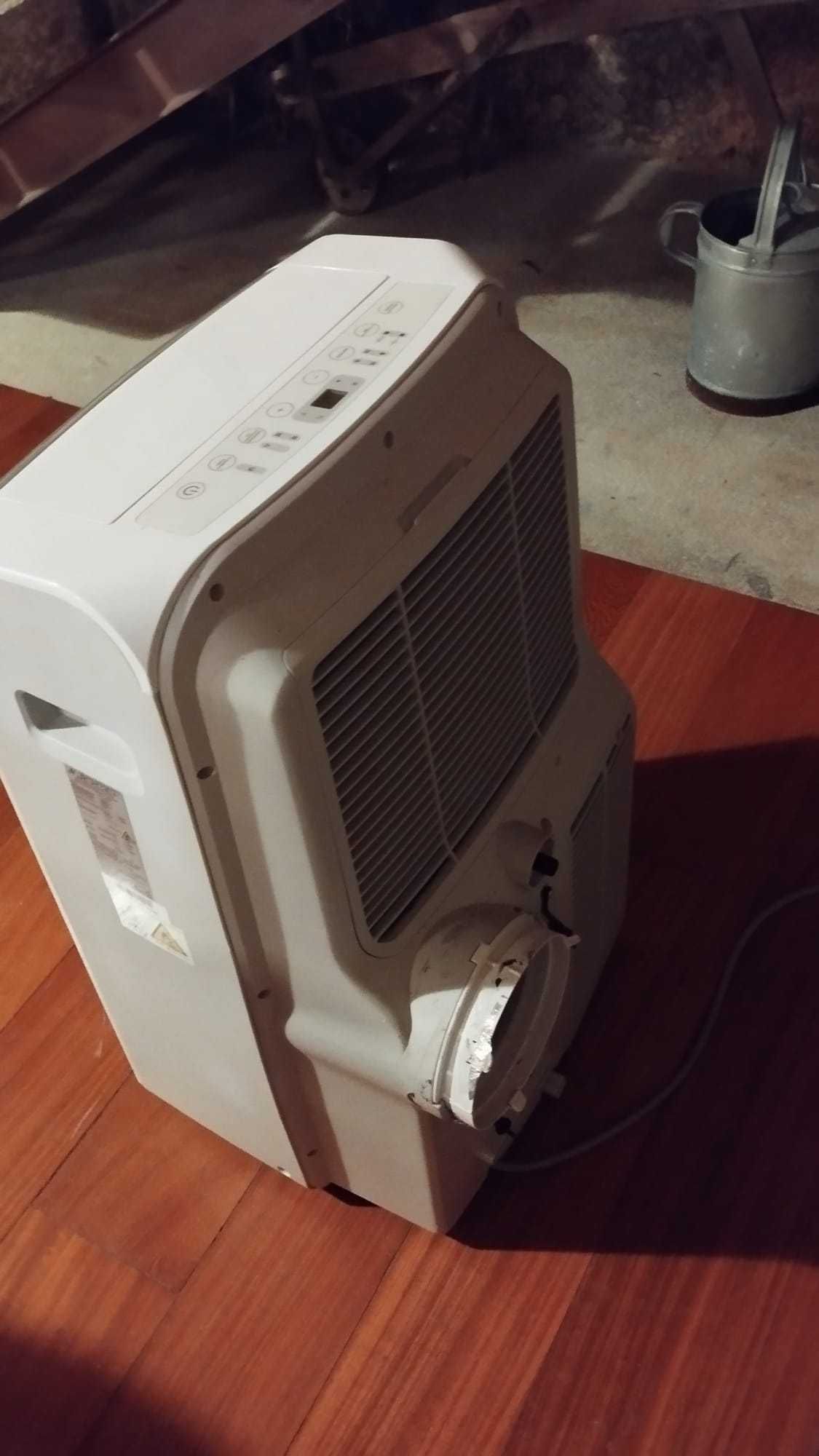 Ar Condicionado Portátil Jocel 12000 btu