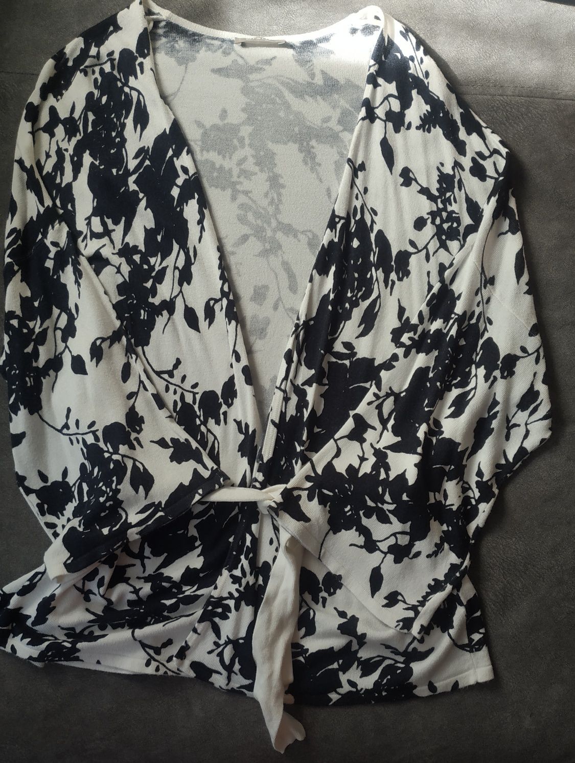 Sweterek sweter narzutka kimono wiązany w pasie oversize