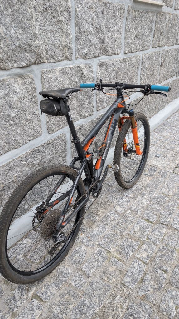 Bicicleta suspensão total KTM Phinx carbono