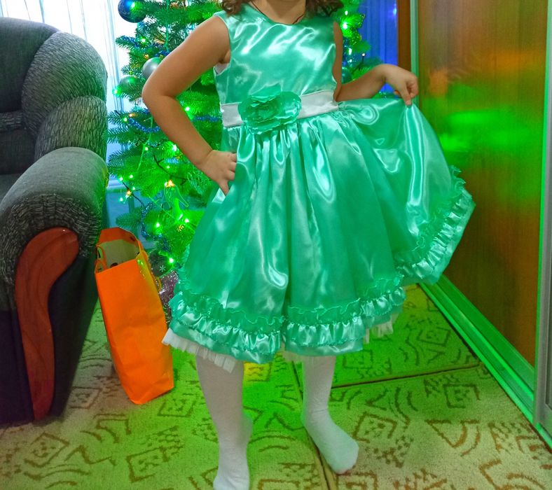 Нарядное платье для девочки/Пишна сукня/Сукня на випускний