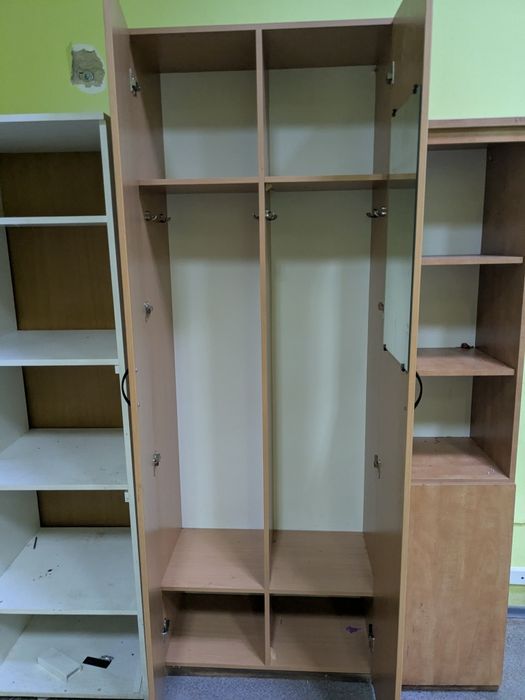 Шафи офісні  б/в