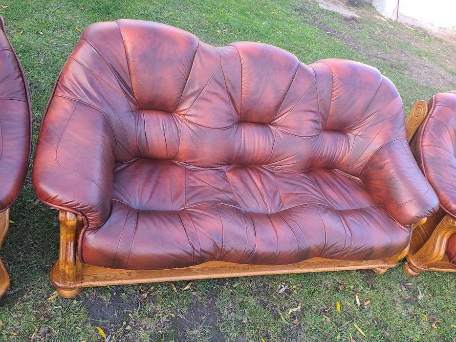 Комплект шкіряних меблів