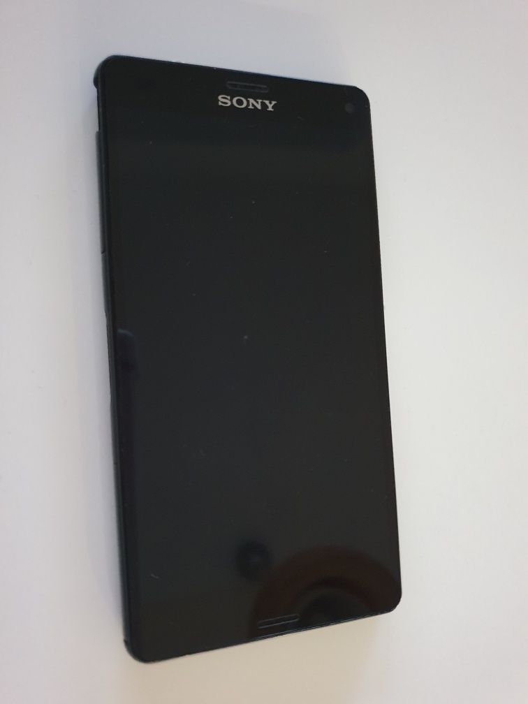 Telefon Sony Xperia Z3, uszkodzony ekran!