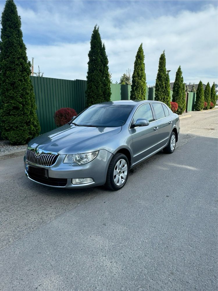 Skoda  Superb 1.8 т