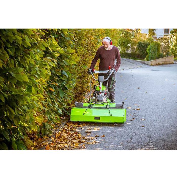 Odśnieżarka, zamiatarka, pług spalinowa z napędem Zipper ZI-KM1000