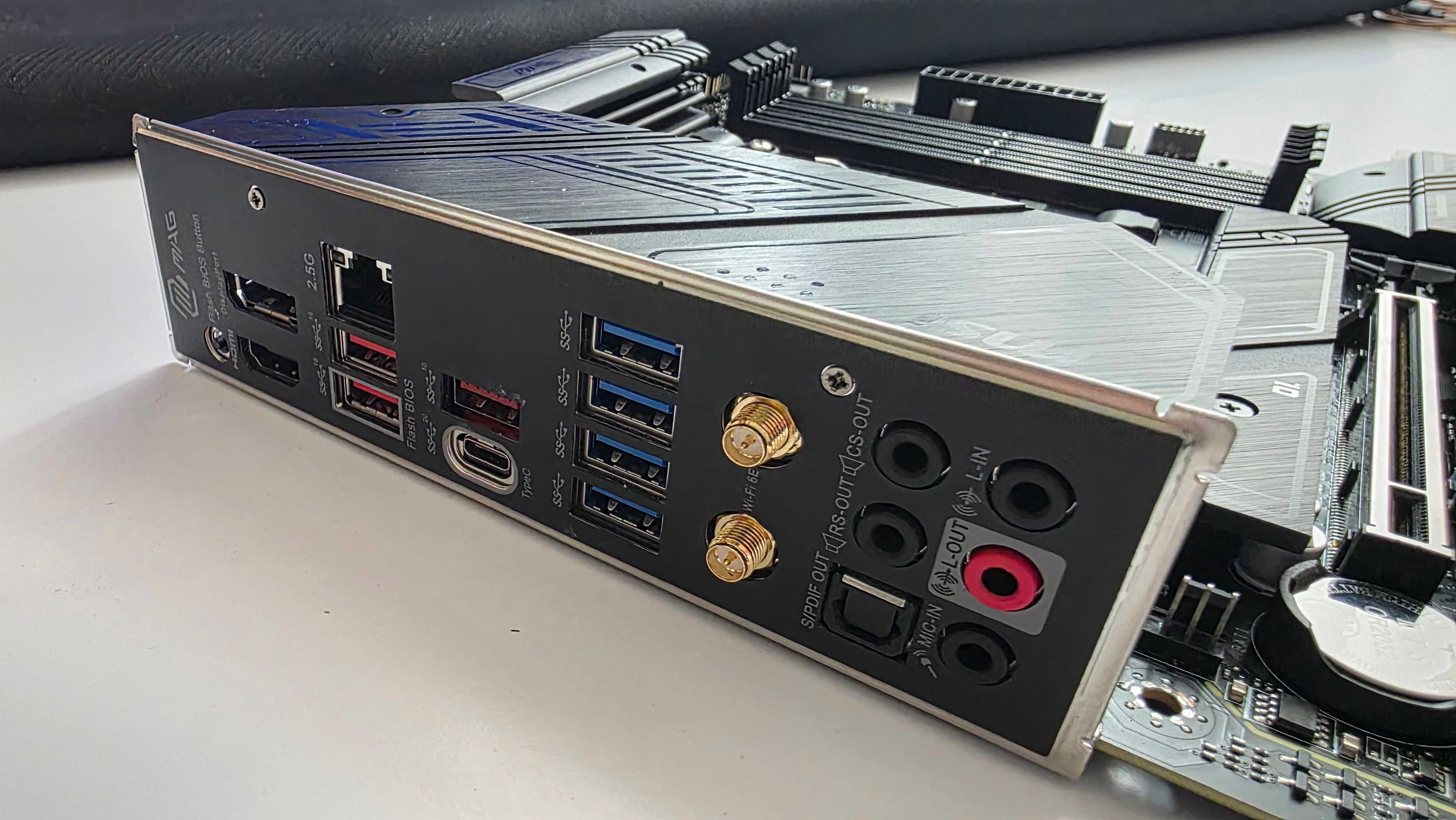 MSI MAG B650M MORTAR WIFI (AM5, mATX, DDR5) — нова, але з дефектом