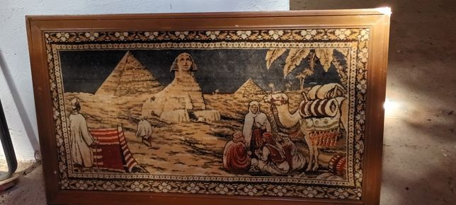 Vendo quadro feito de tapete egipcio