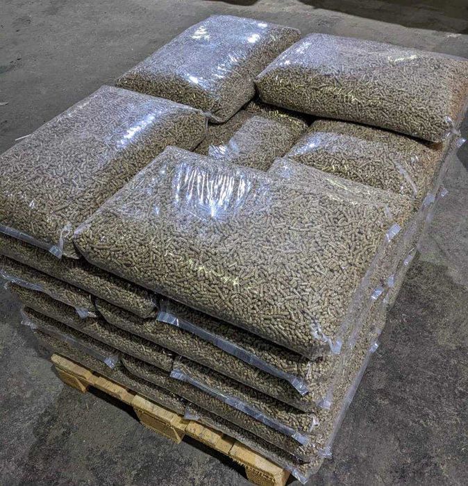 Pellet Sosnowy Pellet Drzewny Klasa ENplus A1 z Ukrainy