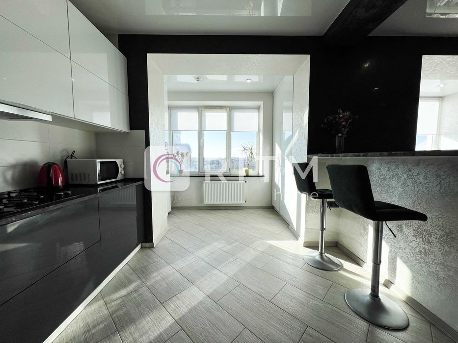 Продаж 1-кімнатної студії біля ПортCity