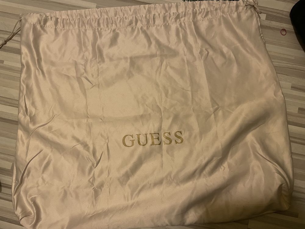 Torebka/worek Guess