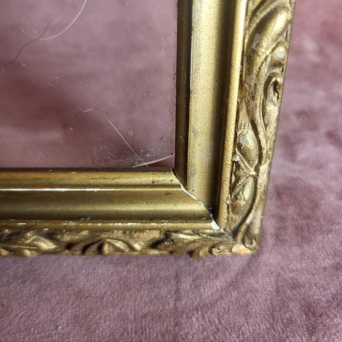 Stara drewniana ramka z szybką ¹⁹²