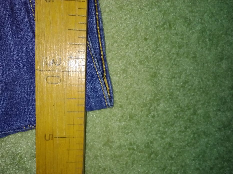 Джинсы утеплённые 140р. на девочку 9-11лет