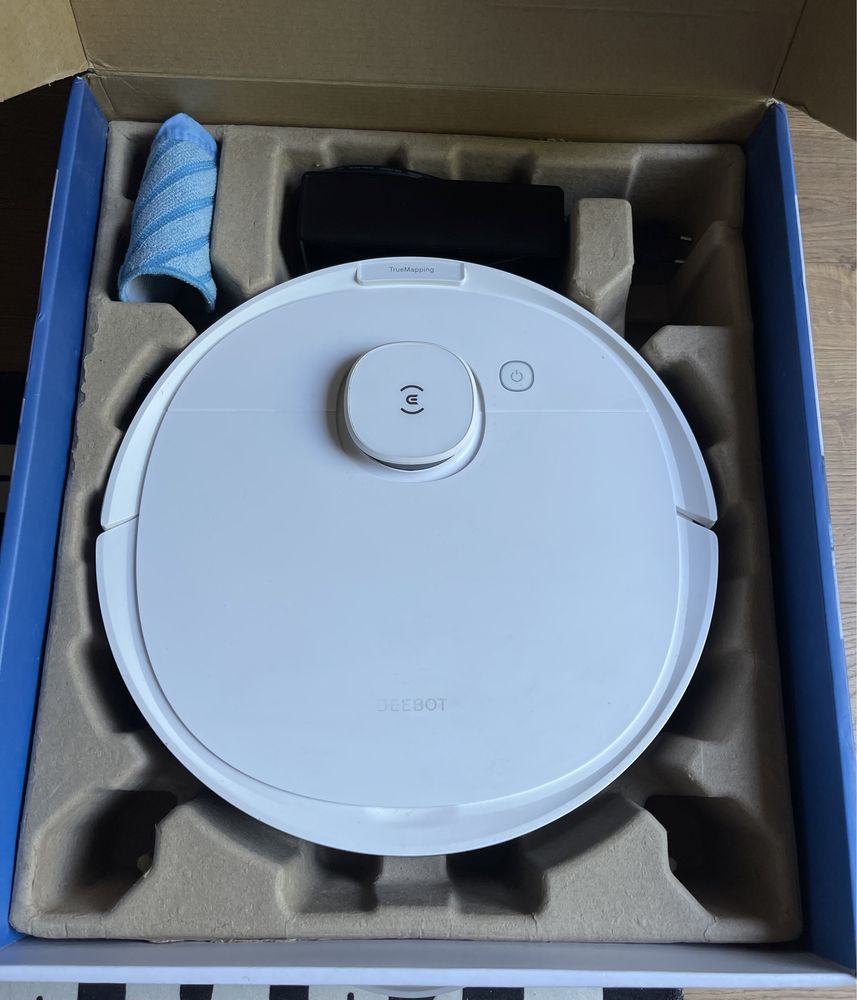 Робот пилосос Deebot N8