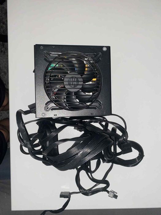 Zasilacz komputerowy 550w