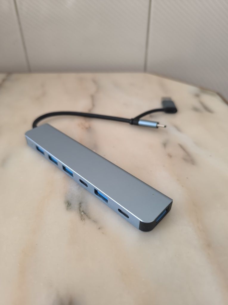 Conector entre USB type-A e type-C