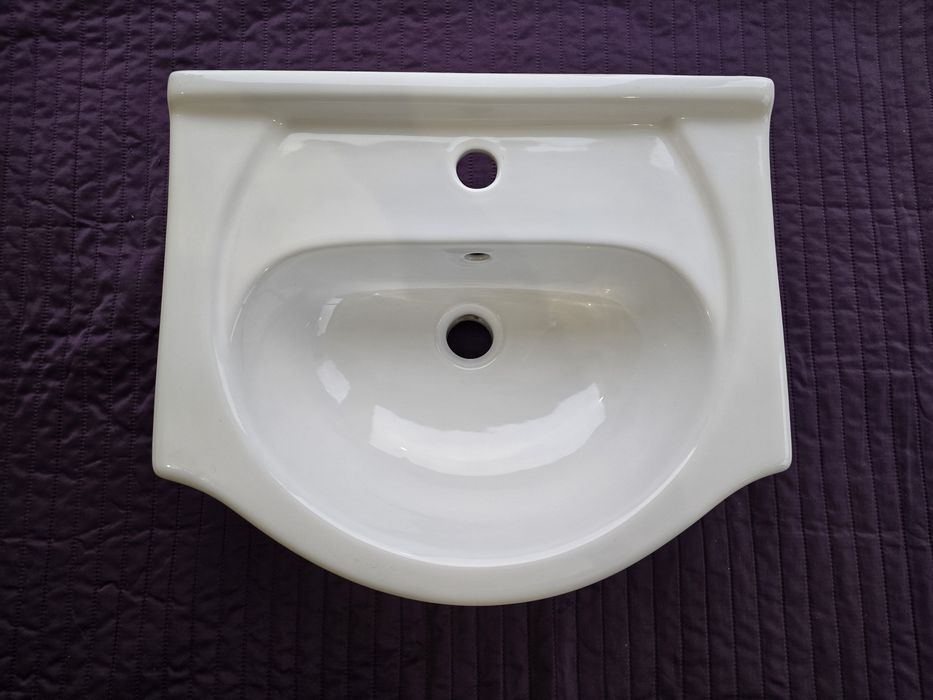 Umywalka łazienkowa 50 cm