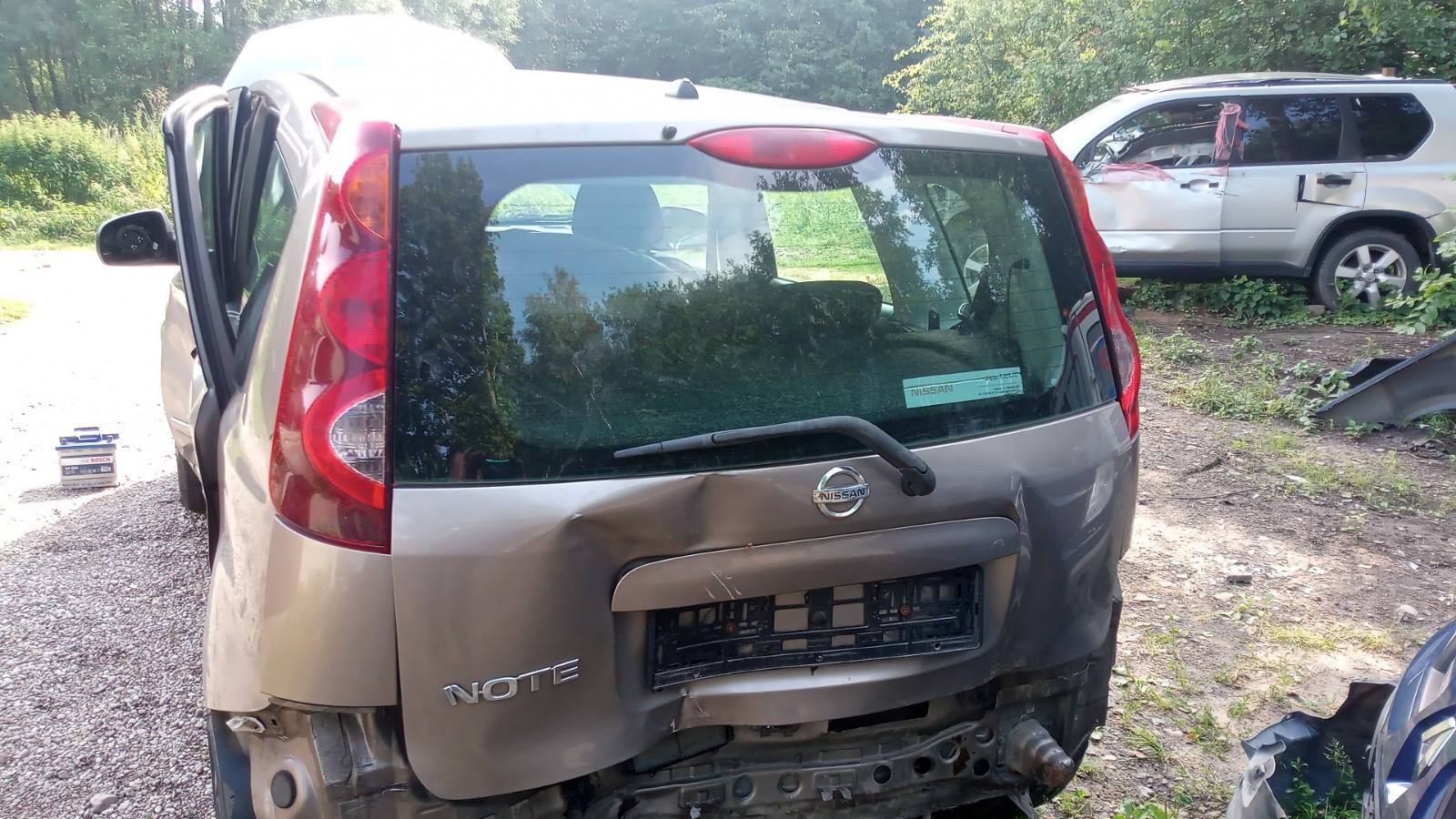Разбираю нісан нота, nissan note
