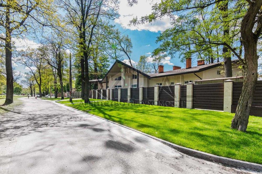 Продаж  Будинок Пуща-Водиця Київ