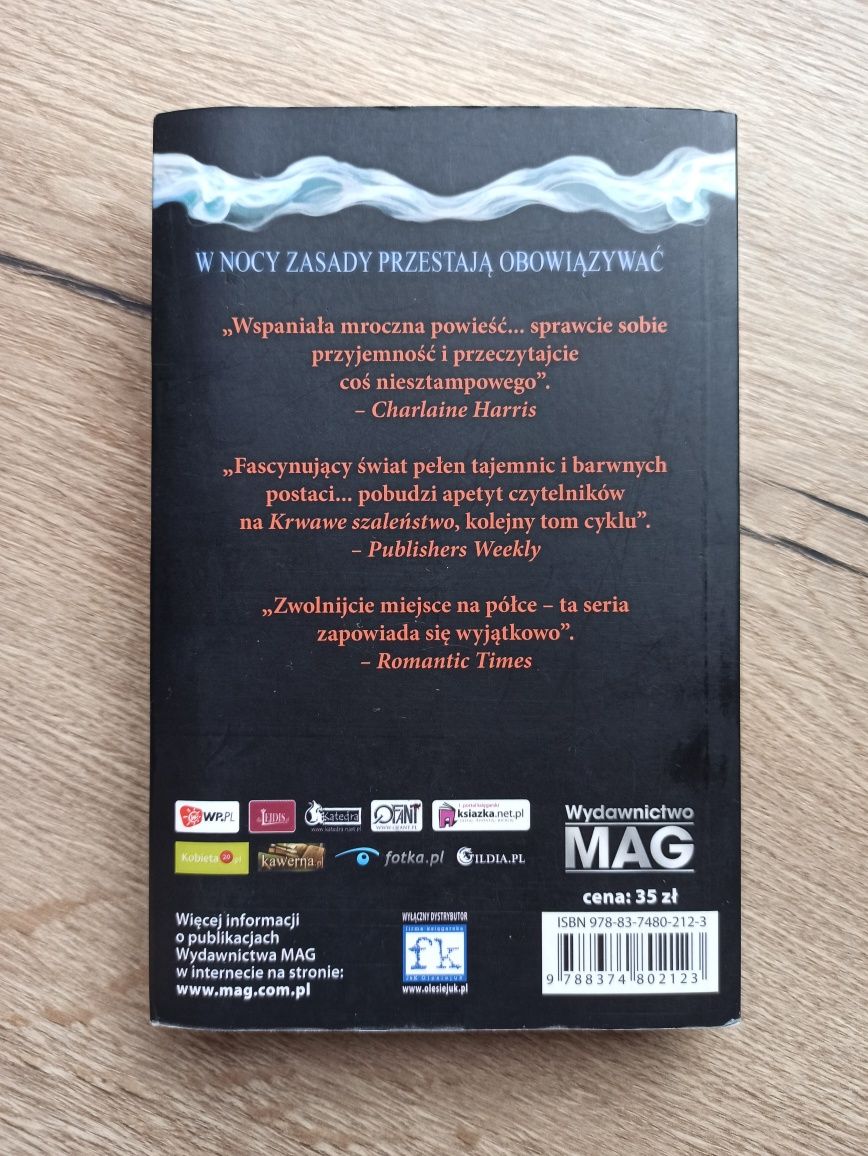 Książka 'Mroczne szaleństwo' Karen Marie Moning