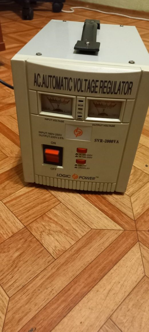 Продам: Стабилизатор 220в