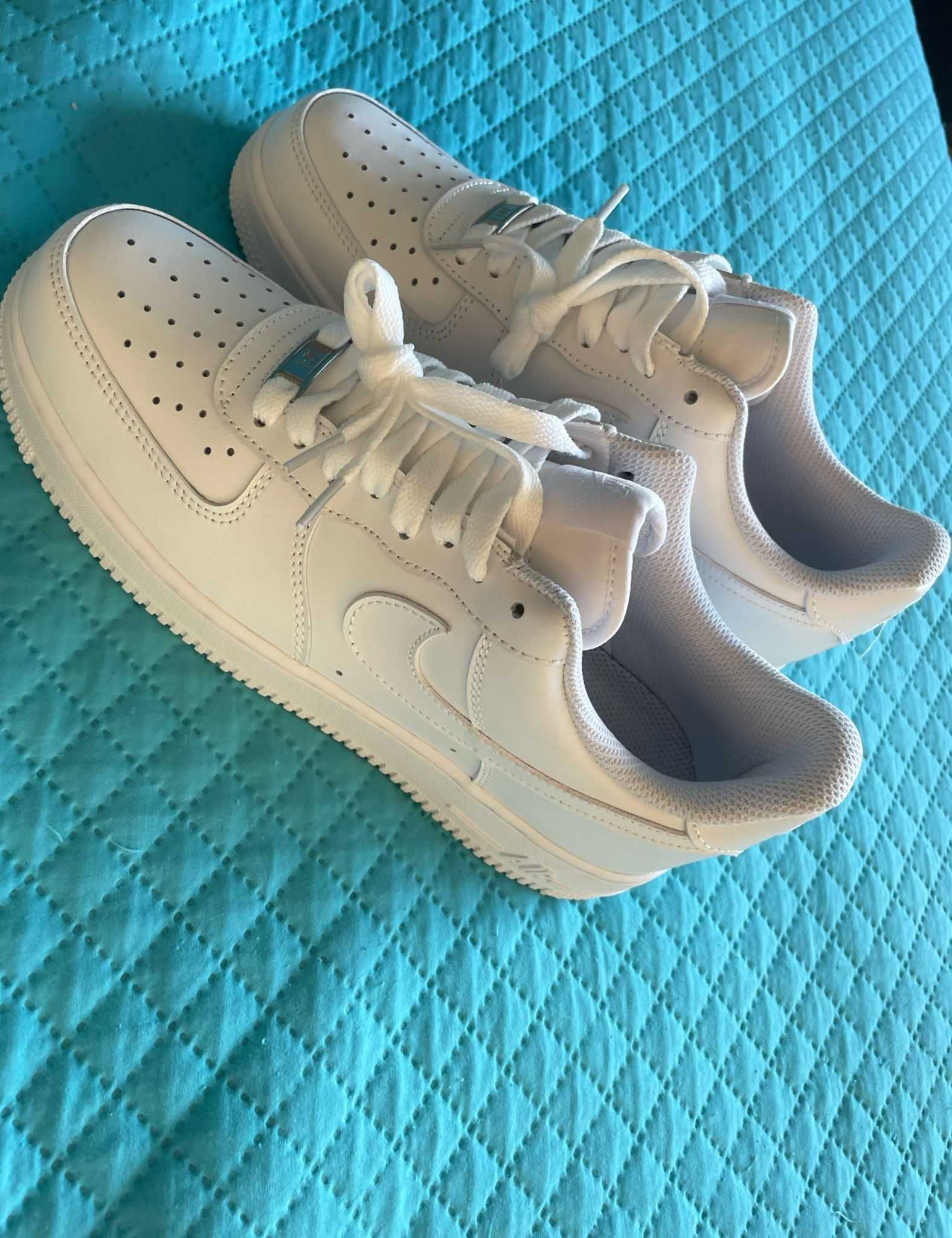 Air Force 1 Brancas 42