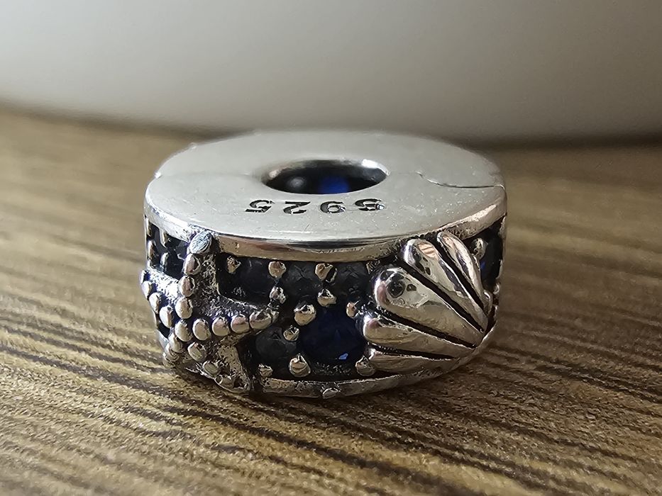 Srebrny charms zawieszka do bransoletki typu PANDORA klips niebieski