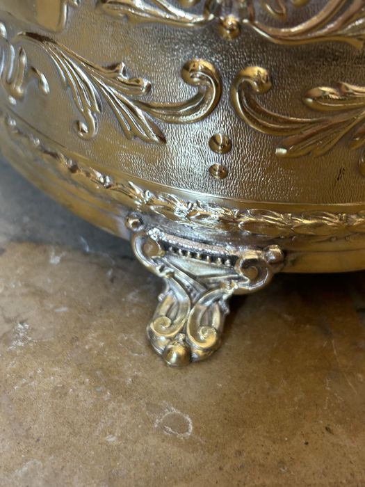 caixa de chá latao.antiga