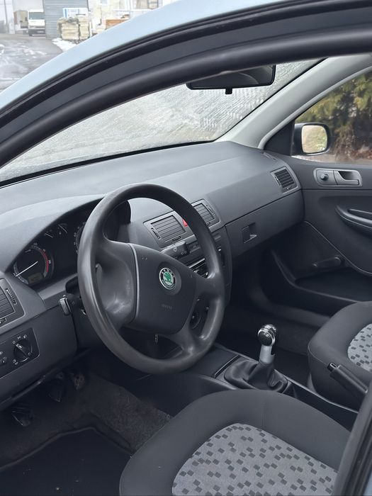 Skoda fabia 1.2 benzyna lift (transport)