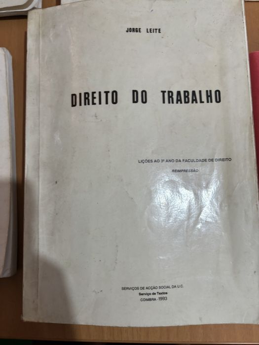 Livros de Direito variados / sebentas