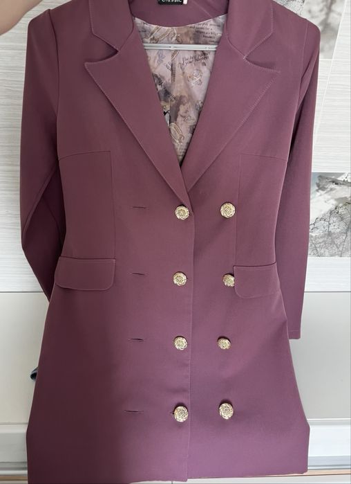 Сукня-піджак у відмінному стані
