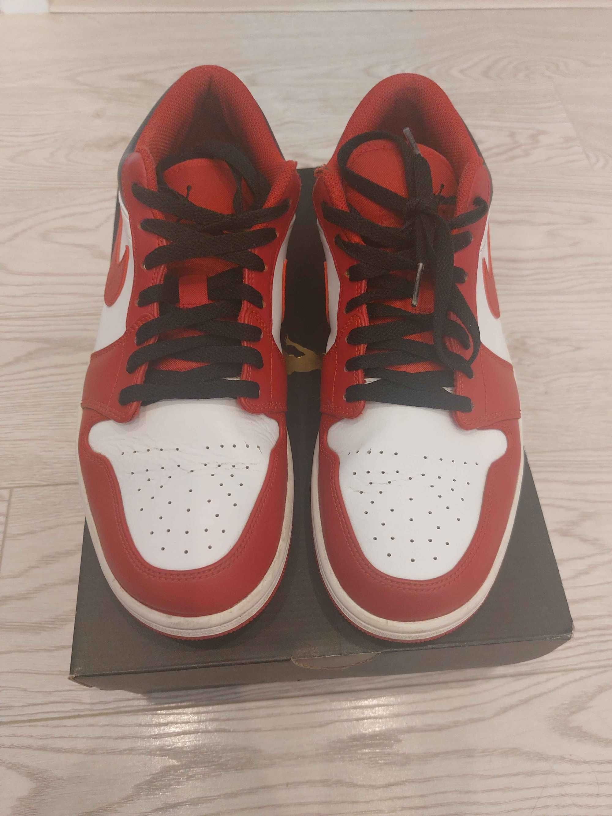 Buty Jordan 1 Low ,,Bulls"