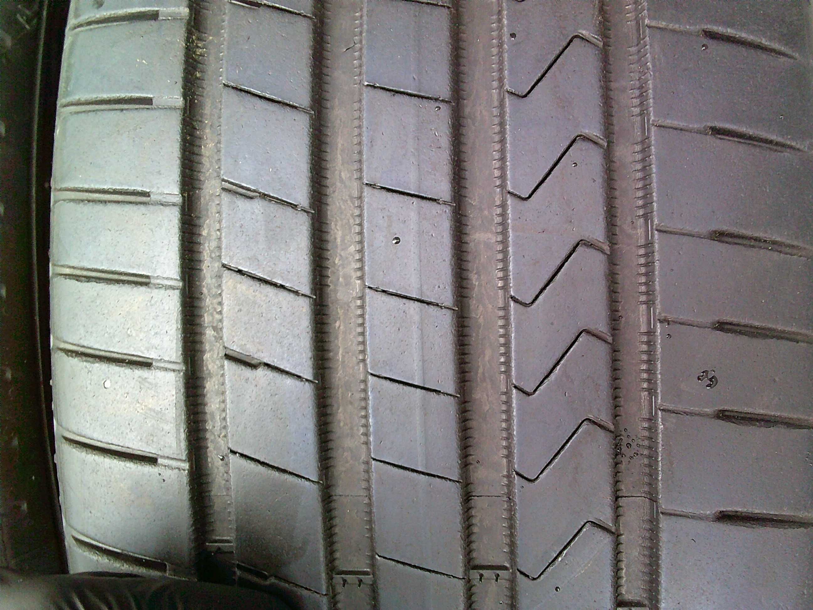 Opony 235/55/17 Hankook 2szt