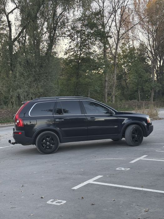 Продам Volvo XC90