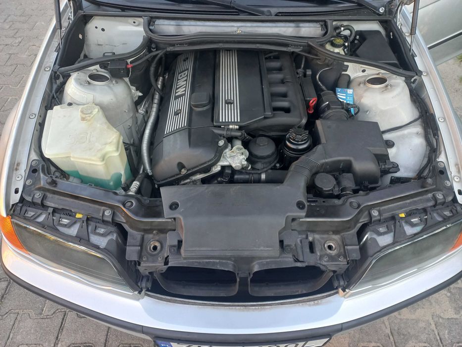 BMW E46 320i 2.0 150KM DOINWESTOWANA JEDEN I WŁAŚCICIEL zadbany klasyk